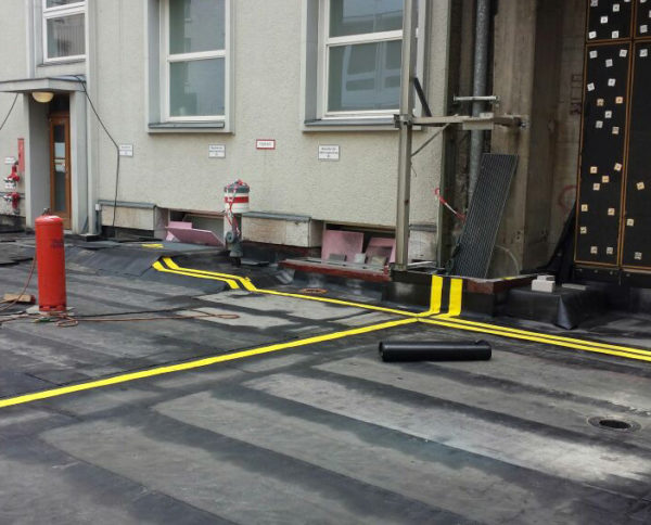 Foto på Migupren tätduk för takläggare