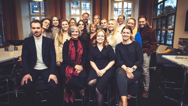 Gruppbild på medarbetare på Östsvenska Handelskammaren.