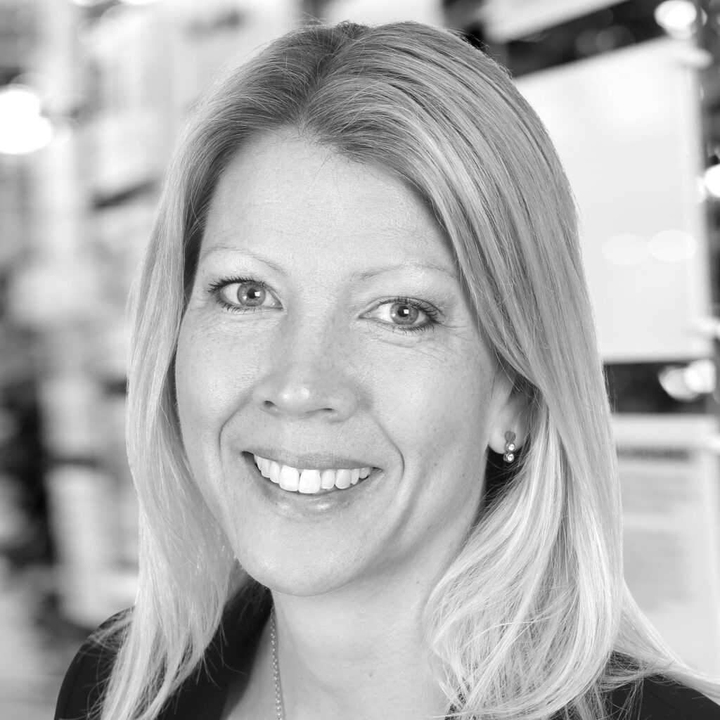 Porträttfoto av Bettina Carlsson för 100-listan