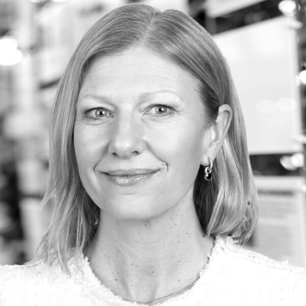 Porträtt foto av Pia Carlgren för 100-listan